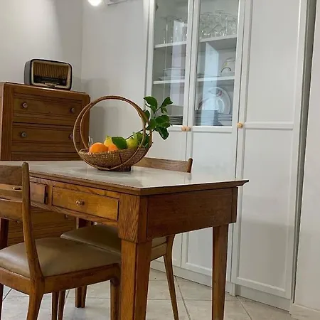 Apartment Downtown 119 *
